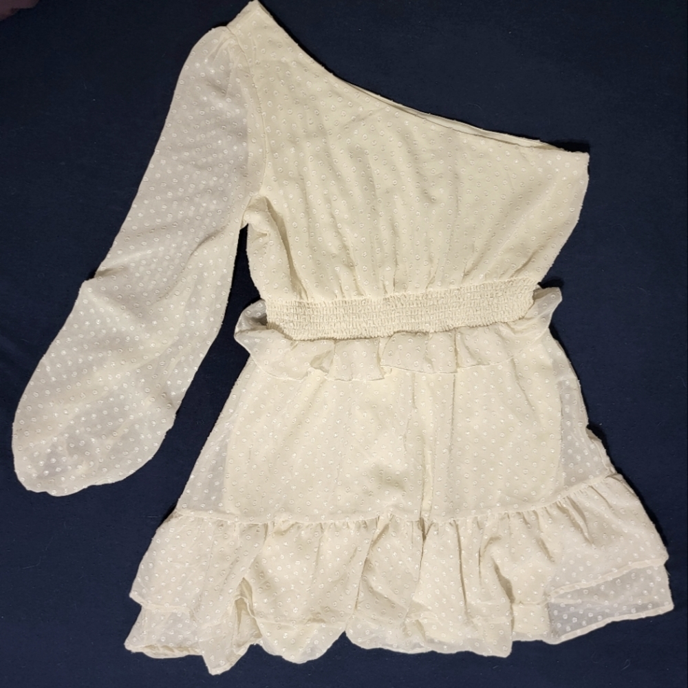 Altar'd State Sz L Ivory One Shoulder Dress